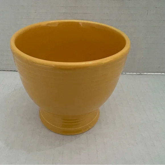Vintage‎ Fiesta Fiestaware Yellow Egg Cup